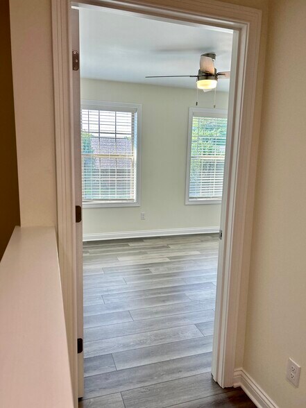Bedroom - 192 Fairway Ln