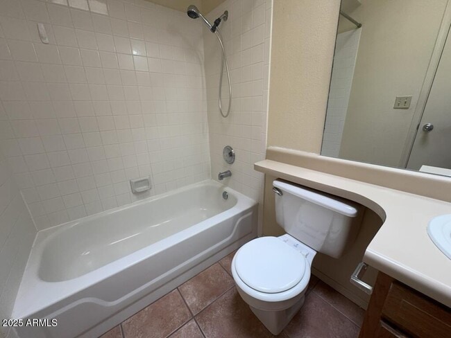 Building Photo - 797 S Sunset Vista Dr