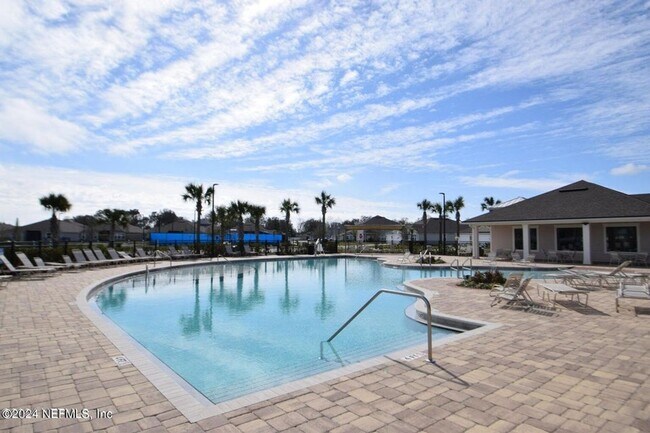 Building Photo - Beautiful 3 Bed, 2 Bath Rental Home – Mode...
