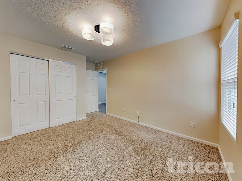 Building Photo - 8751 Barco Ln