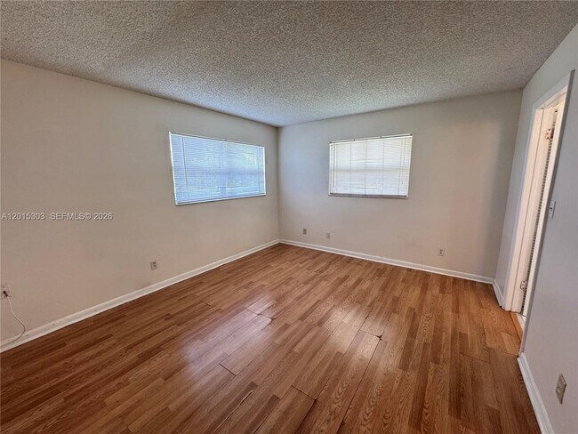Building Photo - 6900 Nova Dr