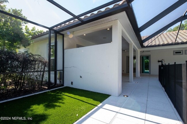 Building Photo - 3085 Danube Ct