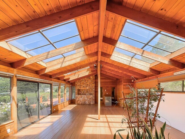 Building Photo - Unique Carmel Highlands 2 Bed, 2 Bath + Sunroom & Office