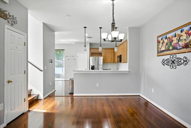 Building Photo - 6546 Marlberry Way