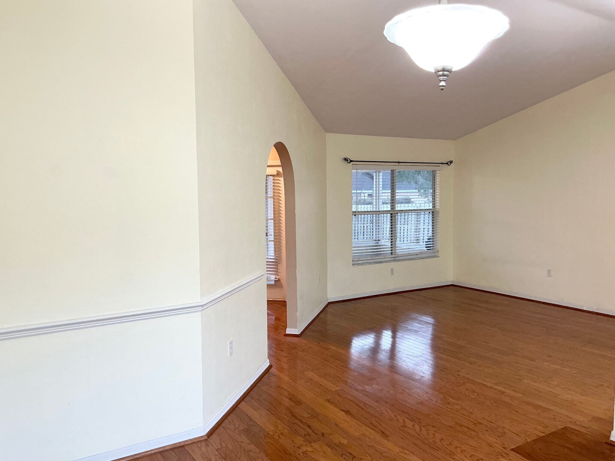 Building Photo - 8707 NW 10th Pl