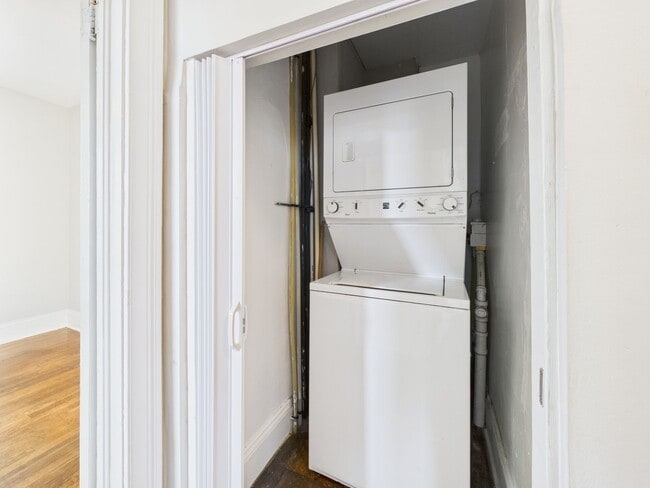 Building Photo - 3807 Midlothian Tpke