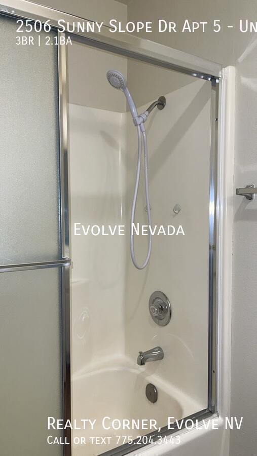 Building Photo - 2506 Sunny Slope Dr