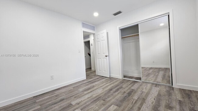 Building Photo - 1941 NW 32nd St