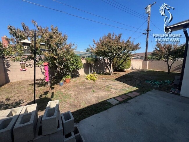 Building Photo - Torrance House 4 Bed 2 bath