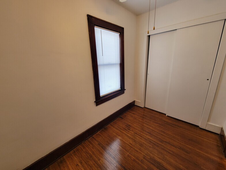 Bedroom 2 - 114 Roser St