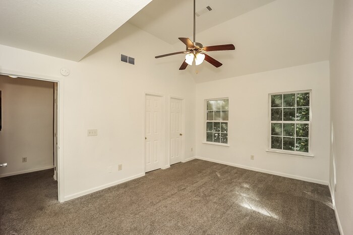 Building Photo - 4806 Enclave Dr