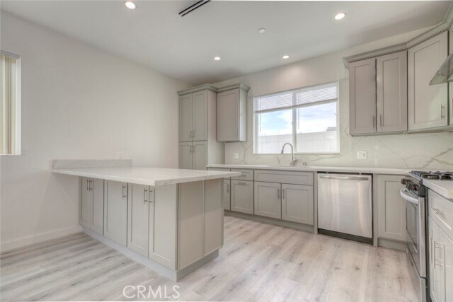 Building Photo - 10343 Jardine Ave