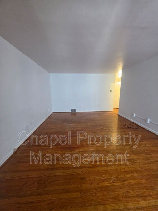Building Photo - 3726 Conshohocken Ave