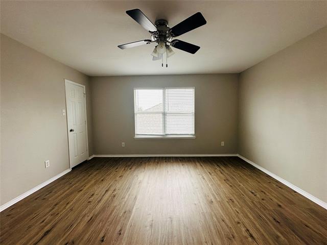 Building Photo - 7233 Lindentree Ln