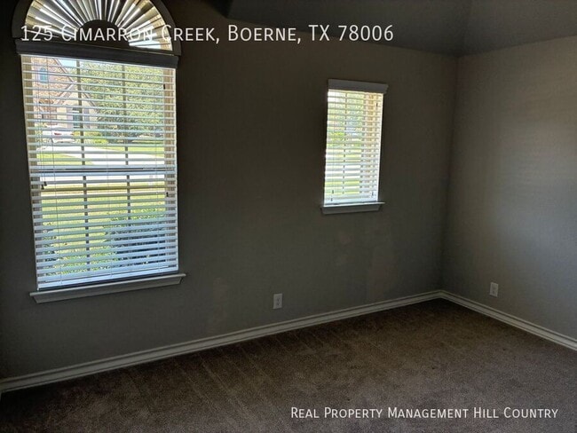 Building Photo - 125 Cimarron Creek