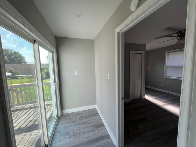 Door to the deck, Entrance to bedroom - 3418 Mike Rd