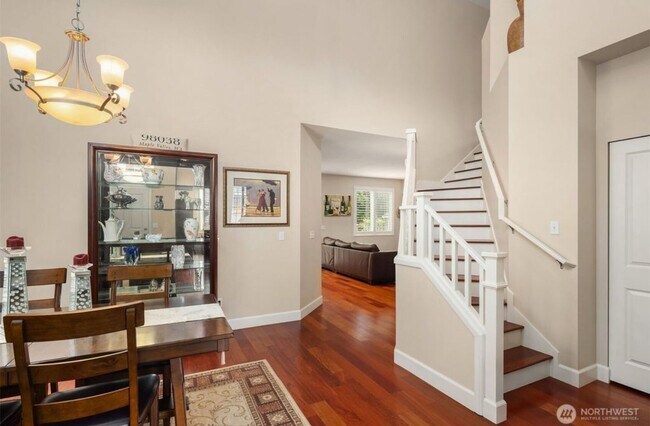 Building Photo - Beautiful Maple Ridge Highlands Home in Ma...