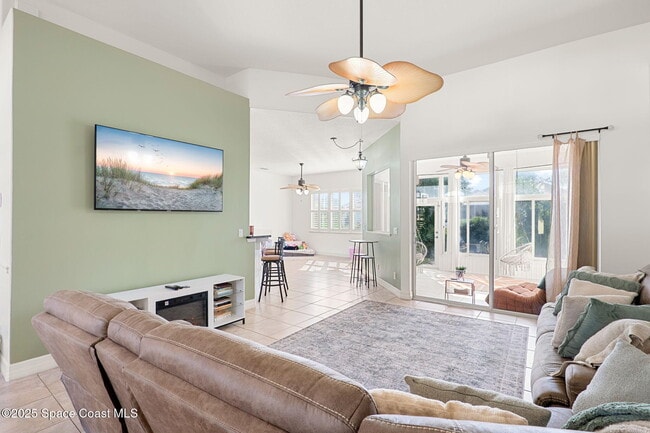 Building Photo - 379 Pentland Dr