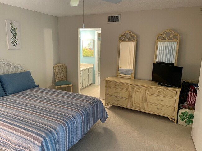 Building Photo - 1190 Sugar Sands Blvd