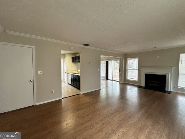 Building Photo - 1011 Hampton Hill Ct