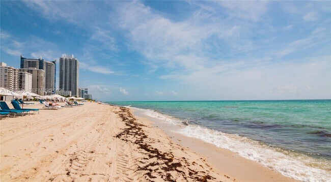 Building Photo - 5750 Collins Ave