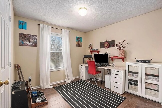 Building Photo - 18443 W 160th Terrace