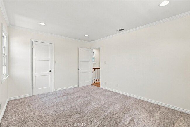 Building Photo - 1408 Harkness St