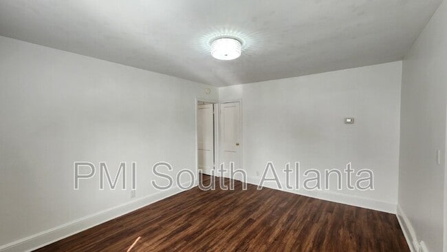 Building Photo - 1201 Hosea L Williams Dr SE