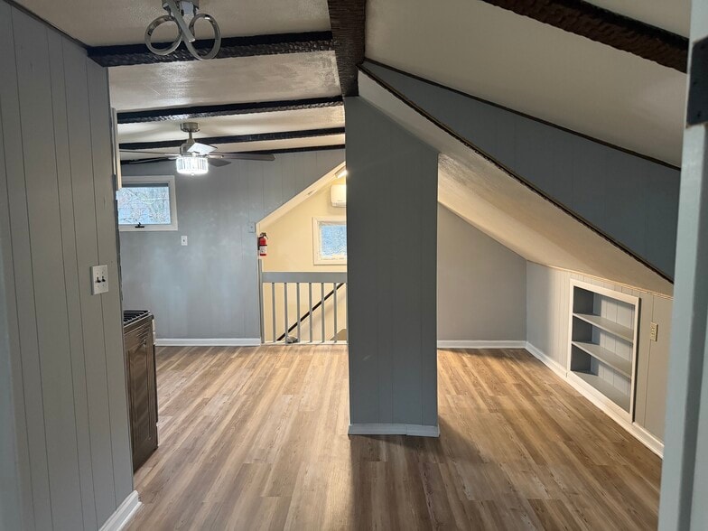 Building Photo - 84 Farrington Ave