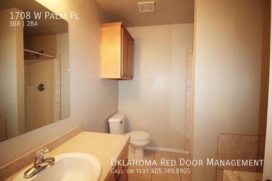 Building Photo - 1708 W Palm Pl