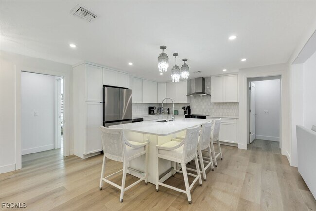 Building Photo - 707 Durion Ct