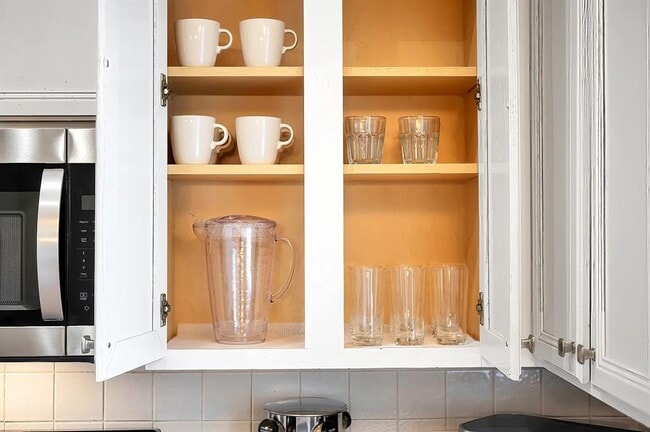 Building Photo - 11306 Avering Ln