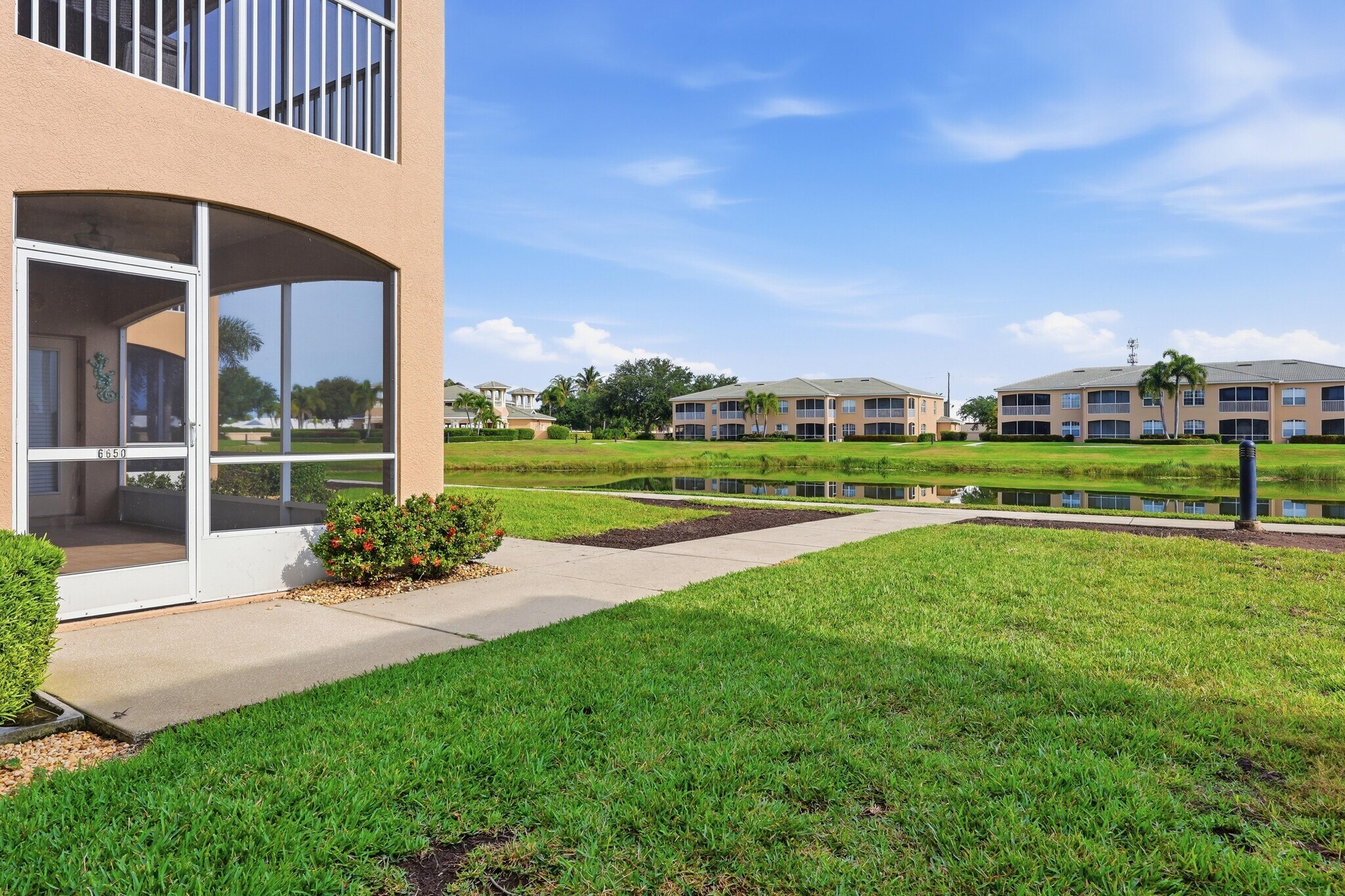 Building Photo - 6652 7th Avenue Cir W
