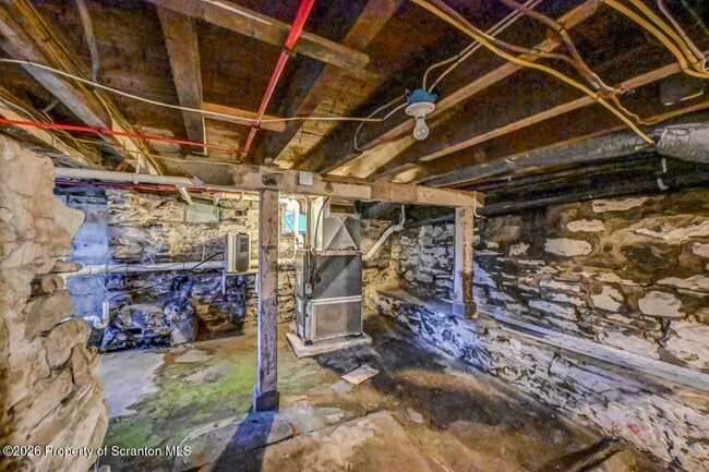 Building Photo - 1 Beech Rd