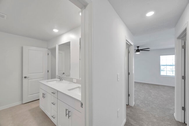 Building Photo - 9304 Bonita Mar Dr