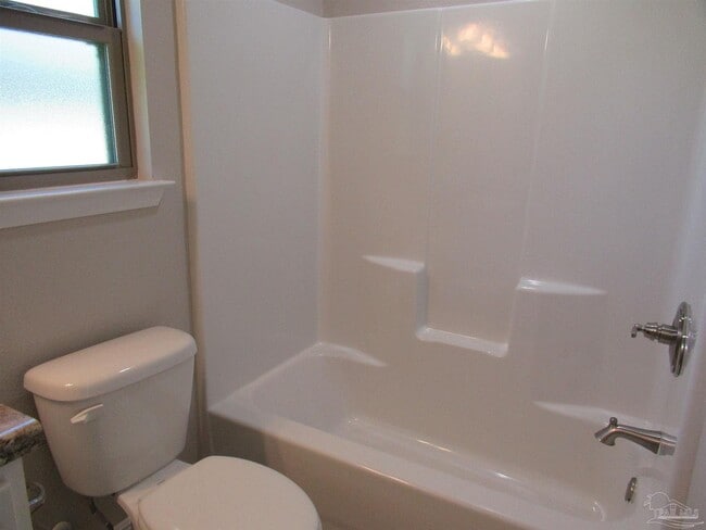 Building Photo - 7797 Ira Dr
