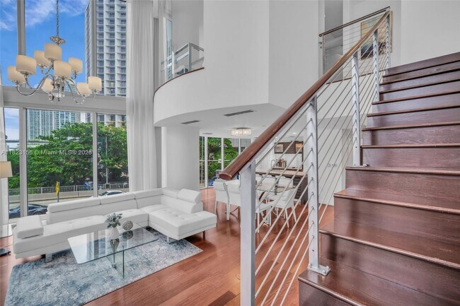 Building Photo - 200 Biscayne Blvd Way