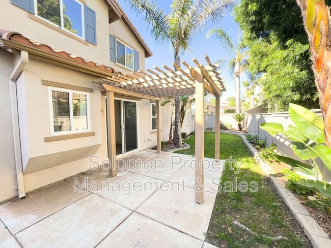 Building Photo - 6076 Paseo Carreta