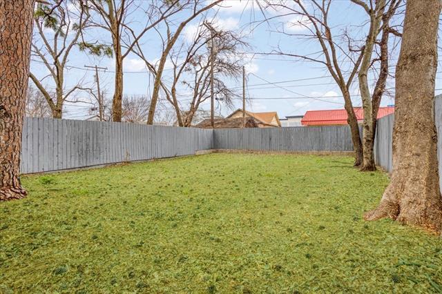 Building Photo - 805 W Owings St