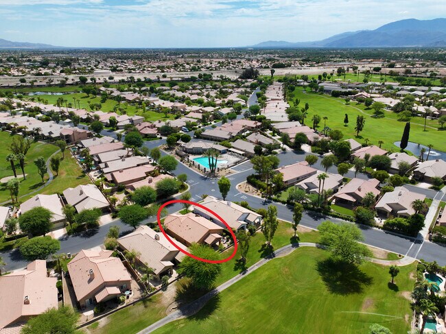 Building Photo - 45439 Shaugnessy Dr
