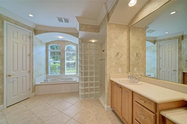Building Photo - 7022 Dominion Ln