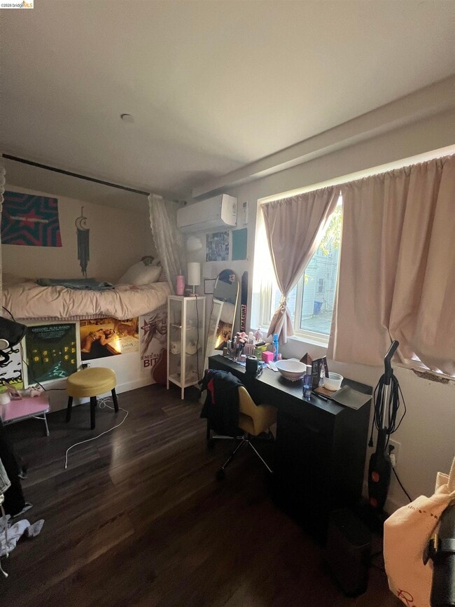 Building Photo - 2718 Durant Ave