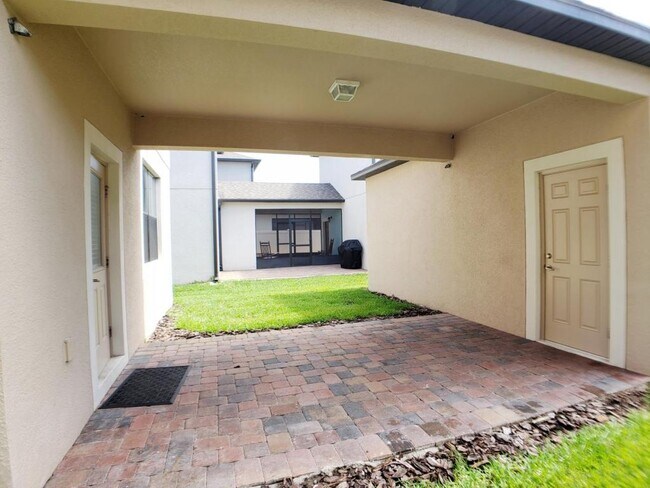 Building Photo - 7449 Ella Ln