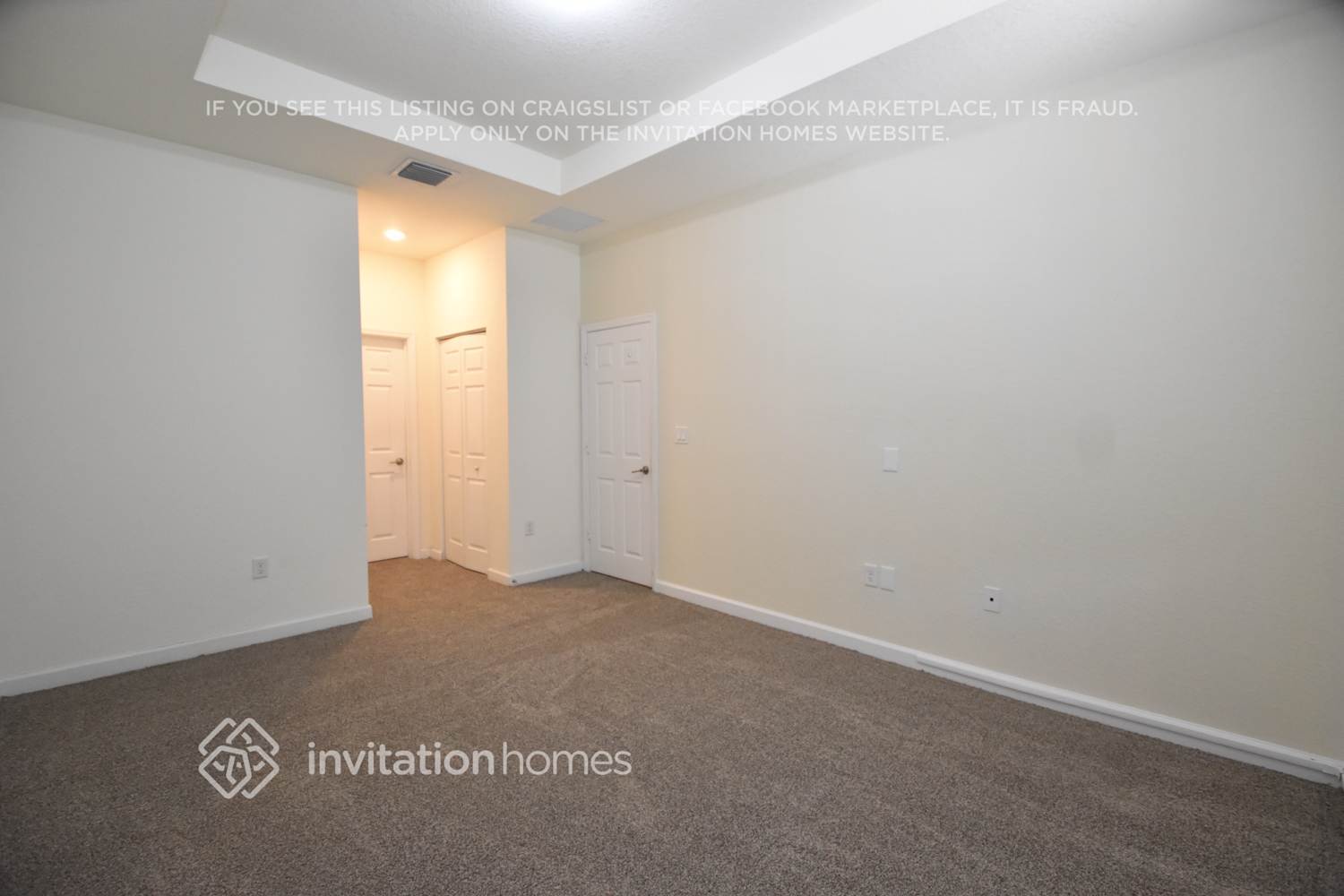 Building Photo - 3445 W 106th St