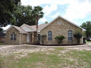 Building Photo - 6340 Summer Lakes Ln