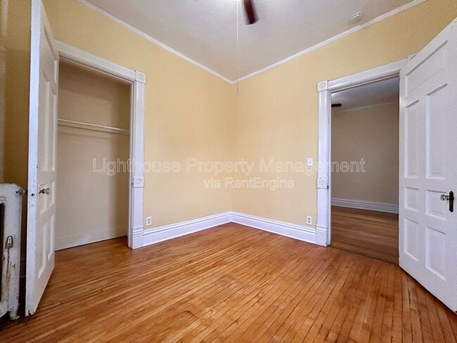 Building Photo - 317 Prospect Ave NE