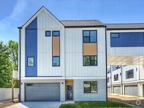 Building Photo - Modern Luxury Townhomes in Charlotte, NC.
