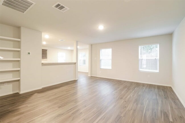 Building Photo - 13398 Musky Dr