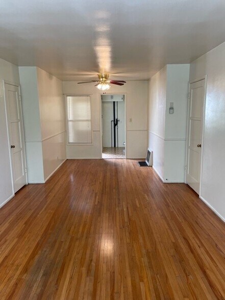 Living Room - 309 Birmingham Rd