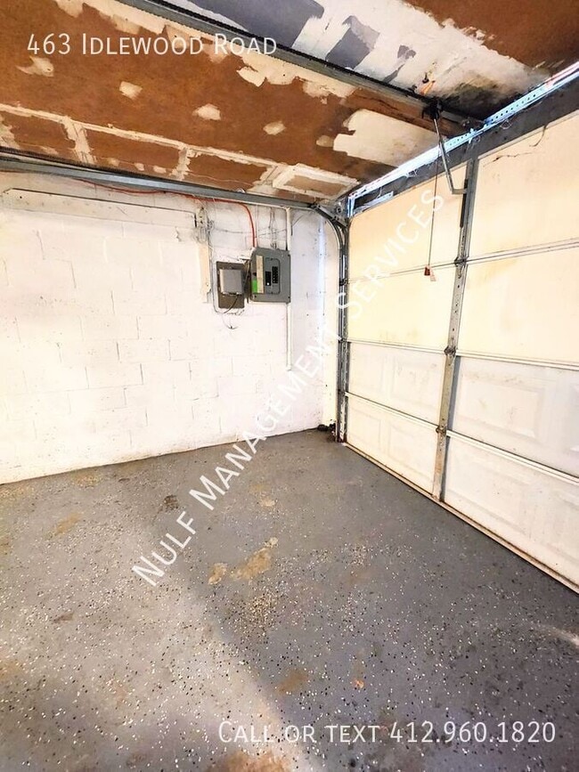 Building Photo - 463 Idlewood Rd